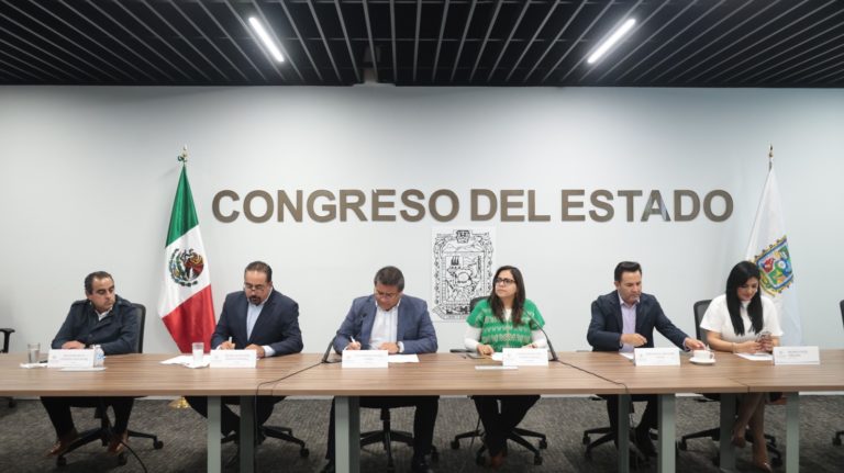 Aprueba Comisión del Congreso donación de predios en Cuautlancingo y Huatlatlauca