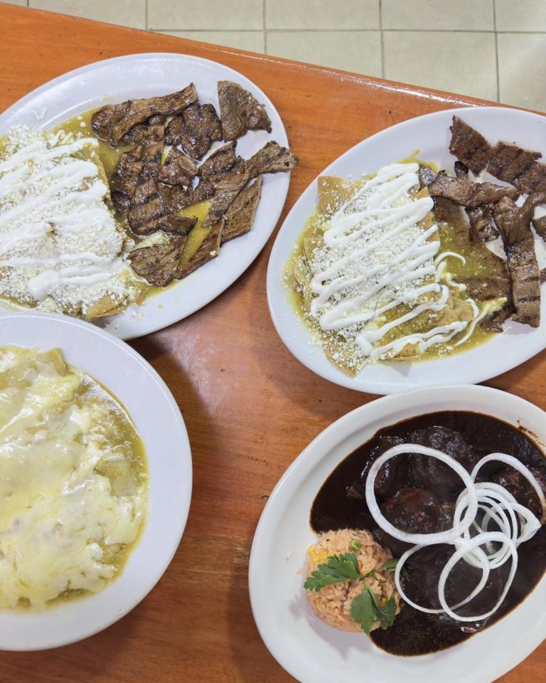 La-Playa-Restaurant-&-Bar-mex