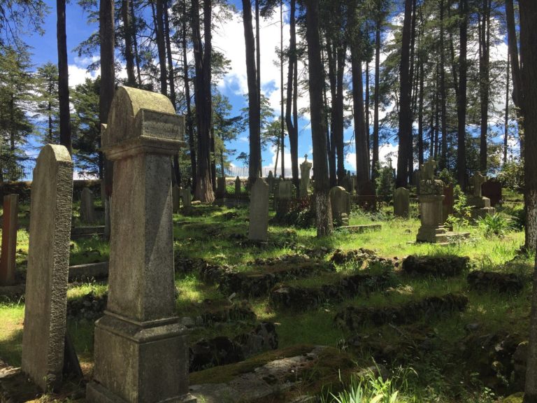 Panteó-Inglés-mexico-turismo-aventuras