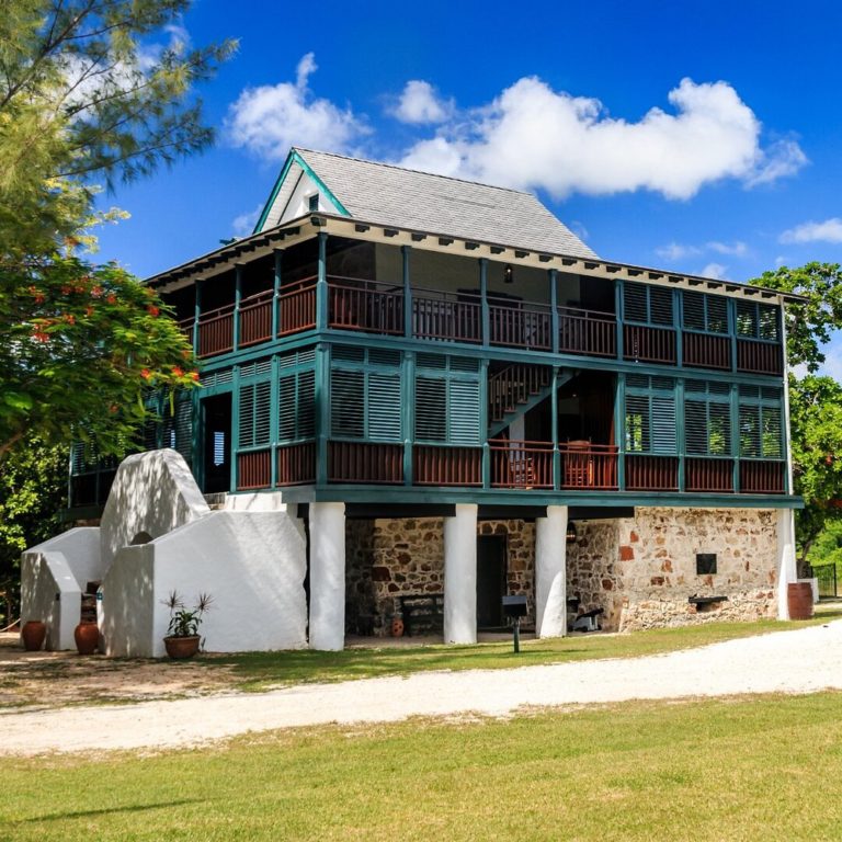 Pedro-St-James-National-historic