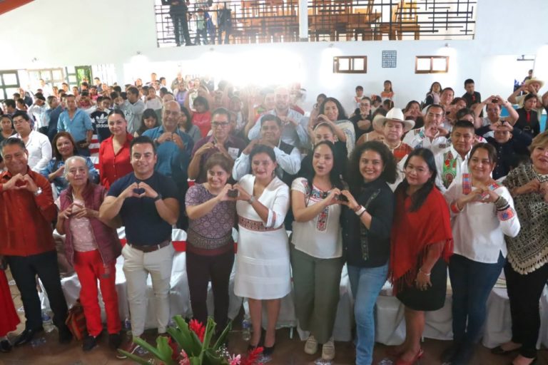 La política vale cuando se traduce en acompañamiento y resultados: Esther Martínez en su Primer Informe Legislativo