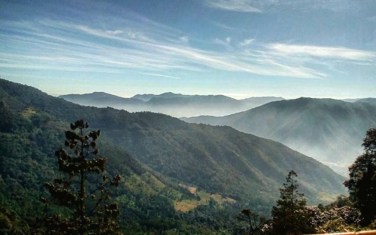 Cañón del Río Blanco: Cascadas y paisajes impresionantes
