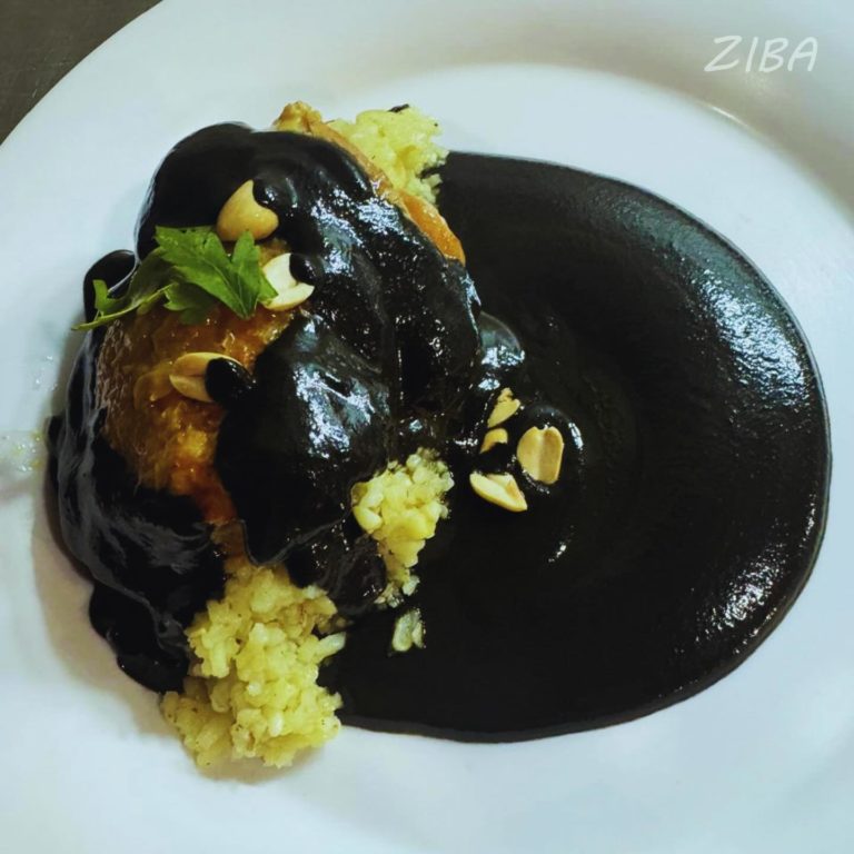 mole-negro-mexico-turismo