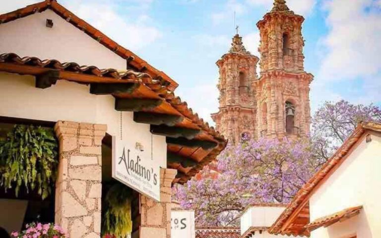 Taxco y sus relatos nocturnos: una experiencia única en Día de Muertos