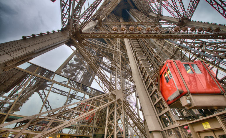 Paris.,Unusual,Eiffel,Tower,Lifts,That,Take,Passengers,To,The