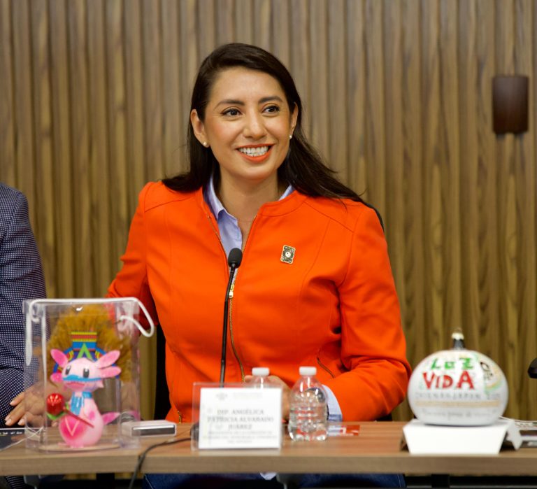 Promueve diputada Angélica Alvarado el Festival de la Luz y de la Vida de Chignahuapan