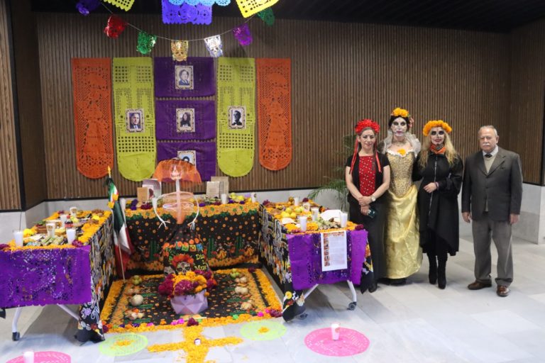 Congreso del Estado honra las tradiciones con celebración de Día de Muertos