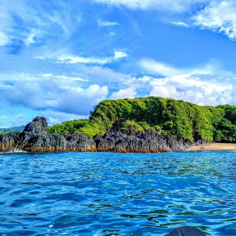 Acantilados-volcánicos-de-Punta-mar