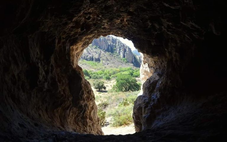 Cueva de las Mulas, un rincón en Durango