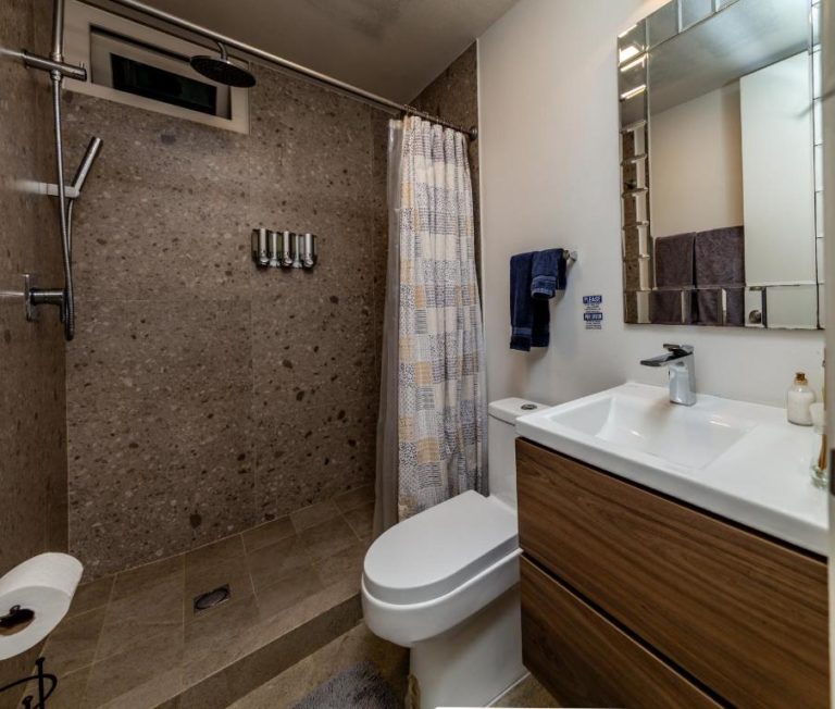 Hotel-Condo-Playas-TJ-with