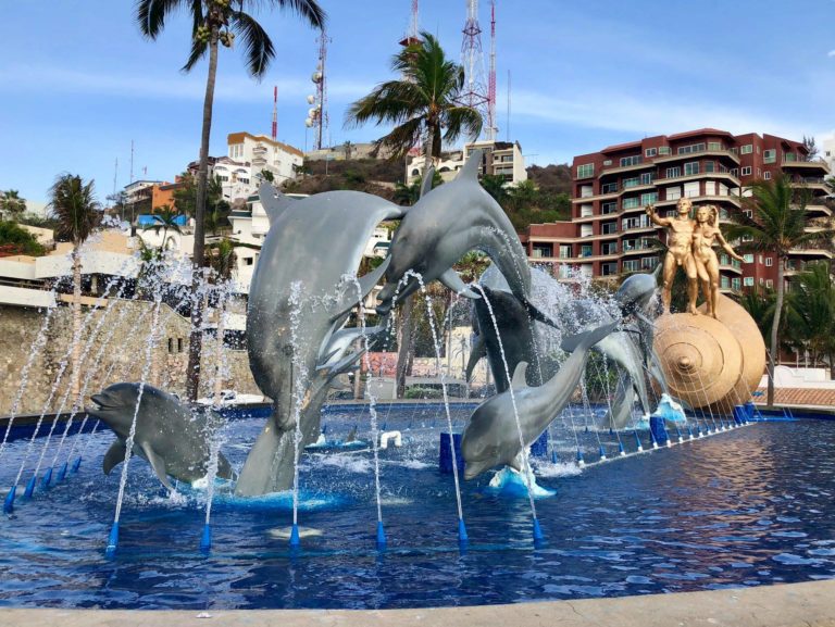 MZT-Monument-A la Continuidad de la Vida