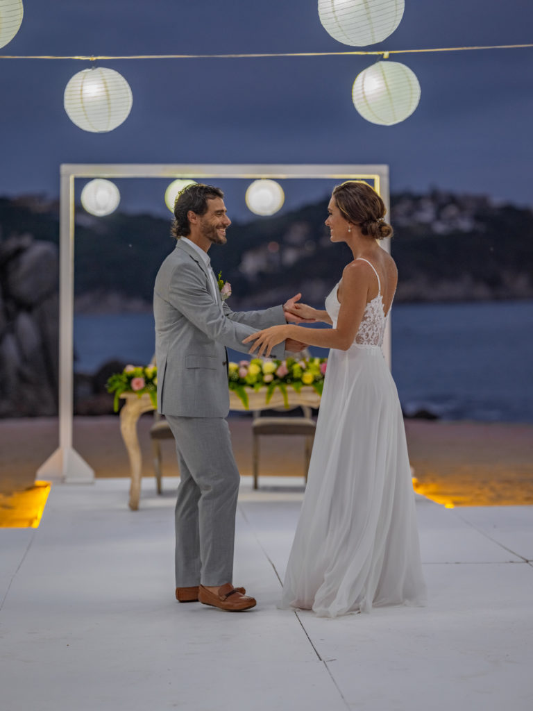 bailes-bodas-las-brisas-huatulco-oaxaca