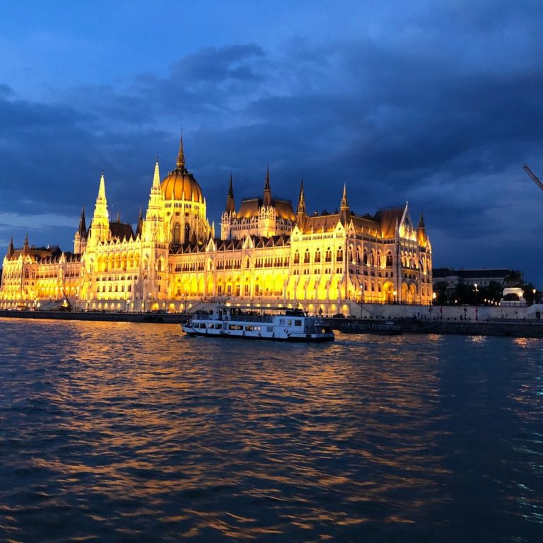 hungría-turismo-de-aventuras