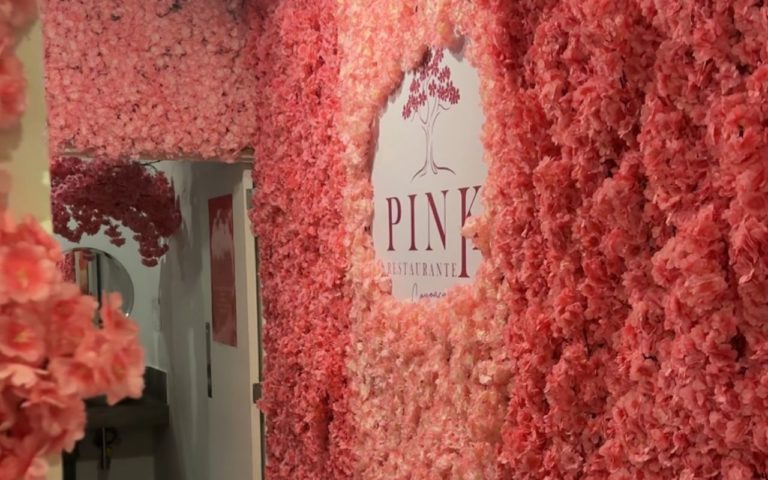 Descubre PINK Coyoacán, el rincón rosa más fotogénico de CDMX