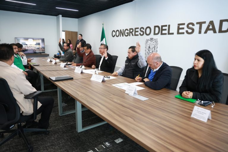 Comisión del Congreso fortalece trabajo conjunto entre el sector público y privado