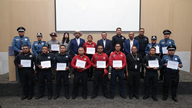 Expresa Pavel Gaspar su gratitud y reconocimiento a la labor de policías