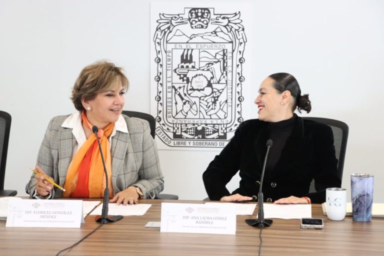 Avala Comisión del Congreso a las y los docentes merecedores de la “Medalla Juan C. Bonilla”