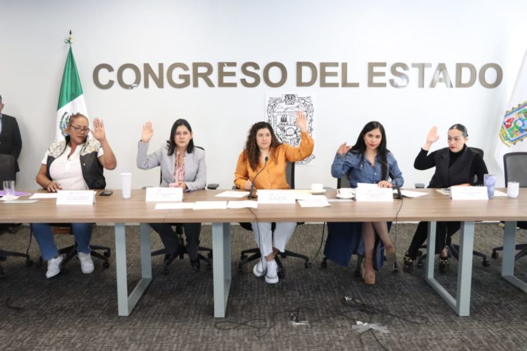 Aprueba Comisión del Congreso exhorto para sensibilizar sobre el VIH/SIDA