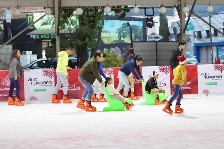 Este sábado arranca la Villa Navideña con pista de hielo y espectáculo de patinaje Sectur (2)