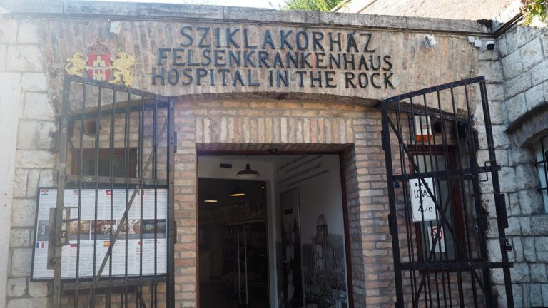 Hospital-the-Rock-budapest