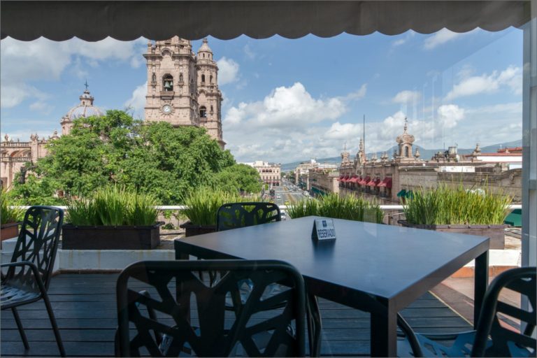 Restaurantes en Morelia: dónde comer rico y con vista increíble
