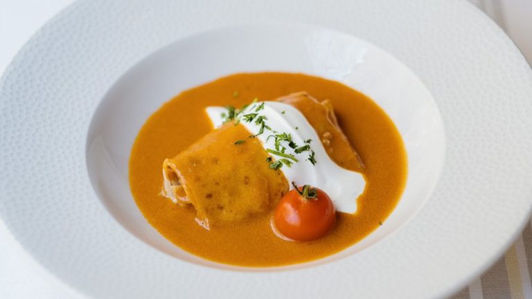 Menza-restuarante-en-budapest-comida