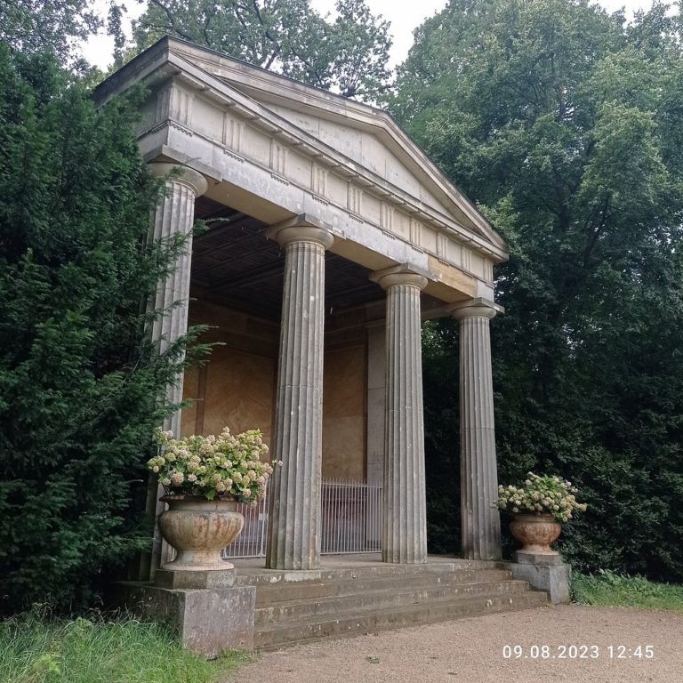 Pfaueninsel-isla-pavoreales-en-berlín