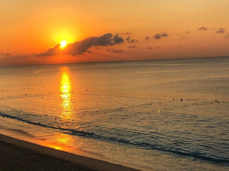 Playa-El-Médano-turismo-mx
