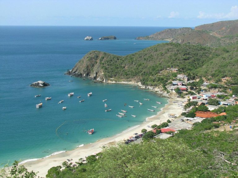 Venezuela-turismo-de-aventuras-playa
