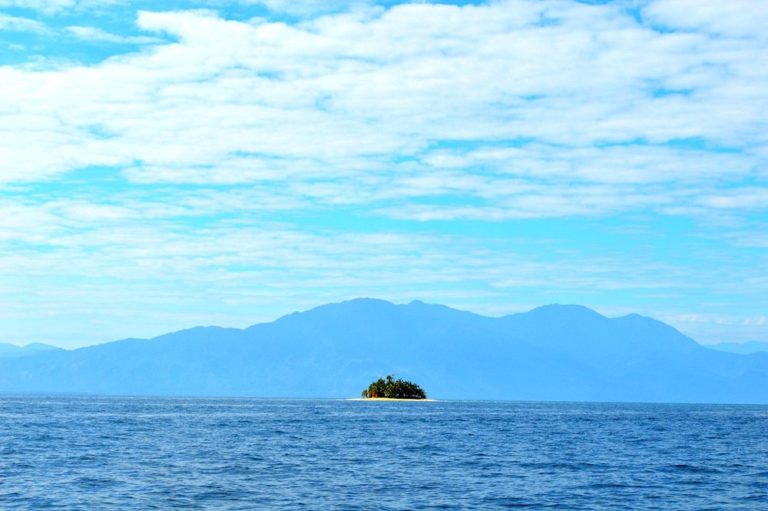 cayos-cochinos-honduras-viajes