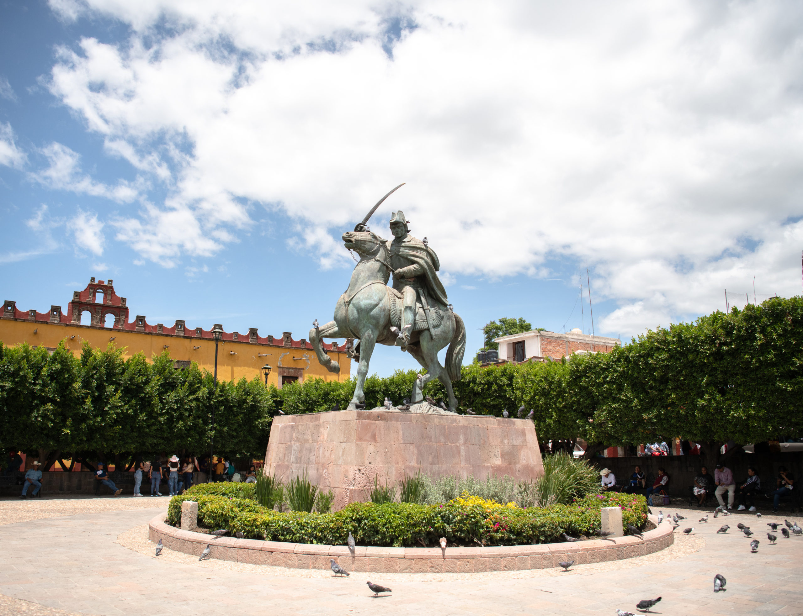 estatua san miguel de allende