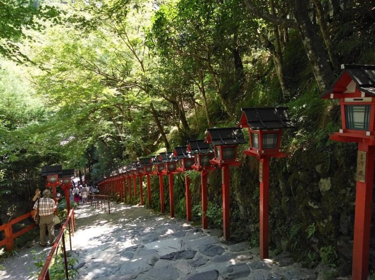 kifune-shrine-kioto-turismo-aventura