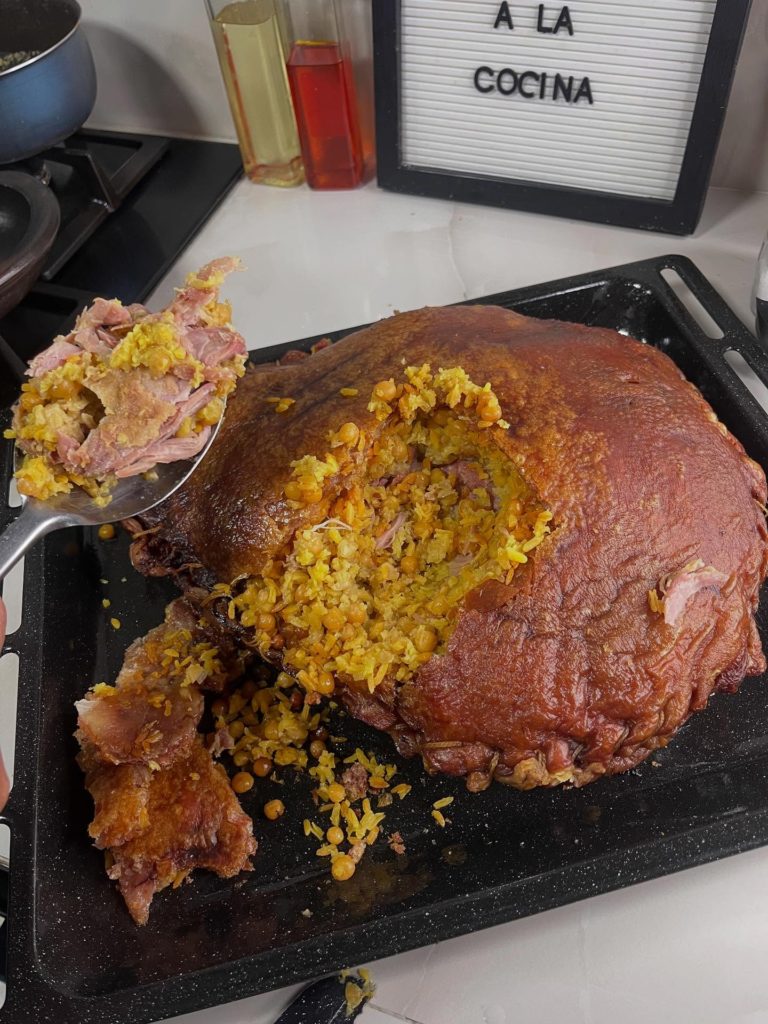 lechona-colombiana-navidad-cena