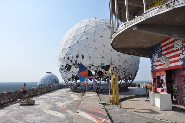 teufelsberg-berlín-turismo-aventuras