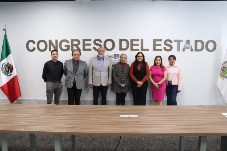 Firma Congreso convenio con la Universidad Xicotépetl