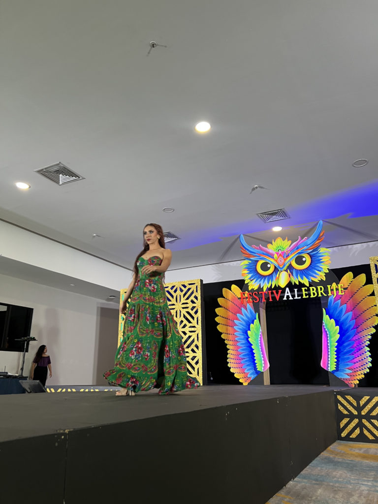 festivalebrije-2025-en-huatulco-pasarela-moda