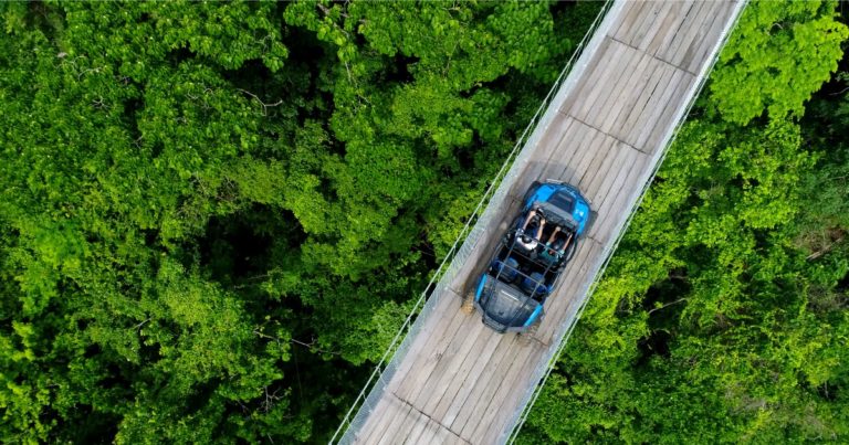 Cruza el puente colgante más largo del mundo en cuatrimoto