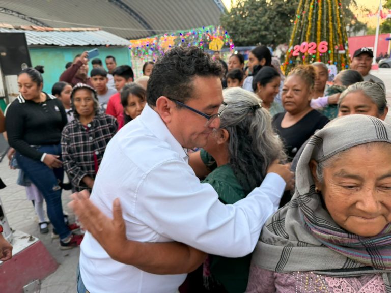 Fortalece Pavel Gaspar vínculo con habitantes de la Mixteca poblana