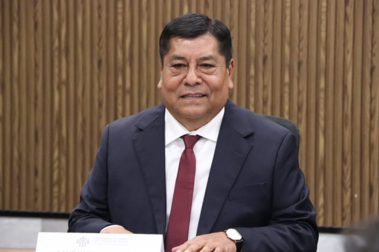 Ante Comisión del Congreso comparece el titular de la Secretaría de Infraestructura