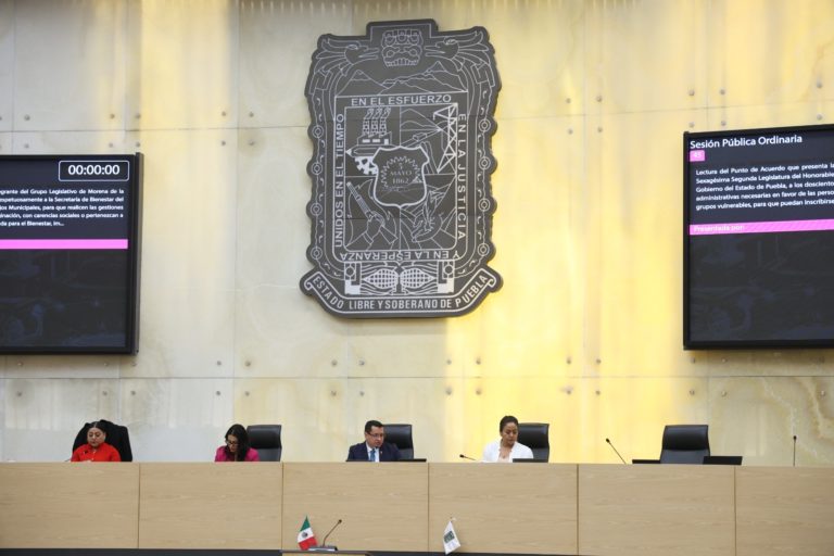 Establecer tarifas máximas por el uso de estacionamientos, propone el diputado Mauricio Céspedes