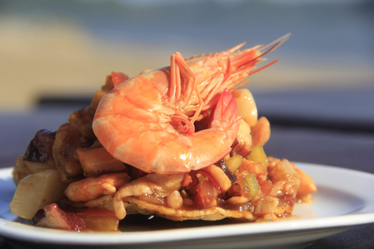 Dónde comer mariscos frescos en Mazatlán